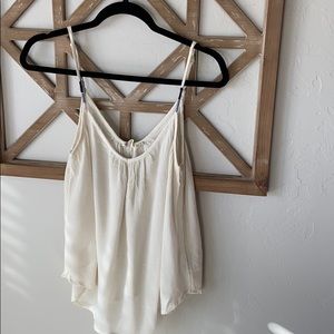 Roxy cream, flowy tank